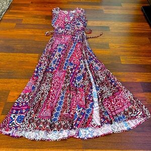 Calving Klein Women Floral Dress size 2 100% Rayon